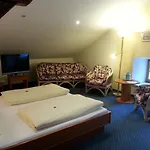 Zum Braeu Hotel