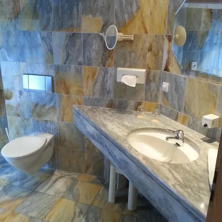 Hotel Zum Braeu 3*