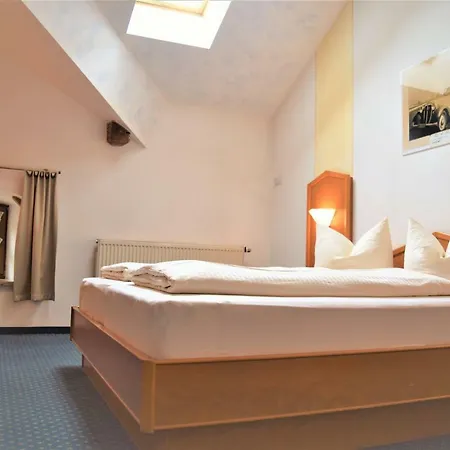 Hotel Zum Braeu Kinding