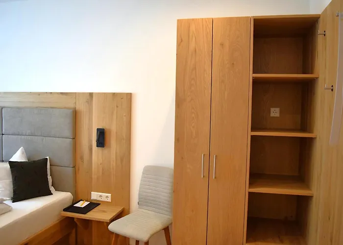 Zum Braeu מלון קינדינג