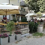 Zum Braeu Hotel
