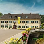Hotel Zum Braeu Kinding