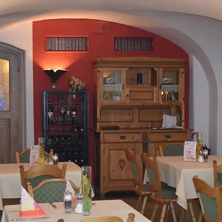 ホテル Zum Braeu キンディング