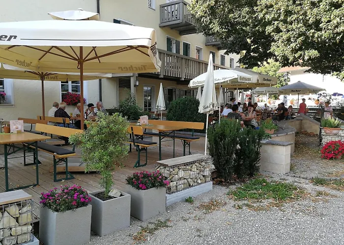Zum Braeu ホテル
